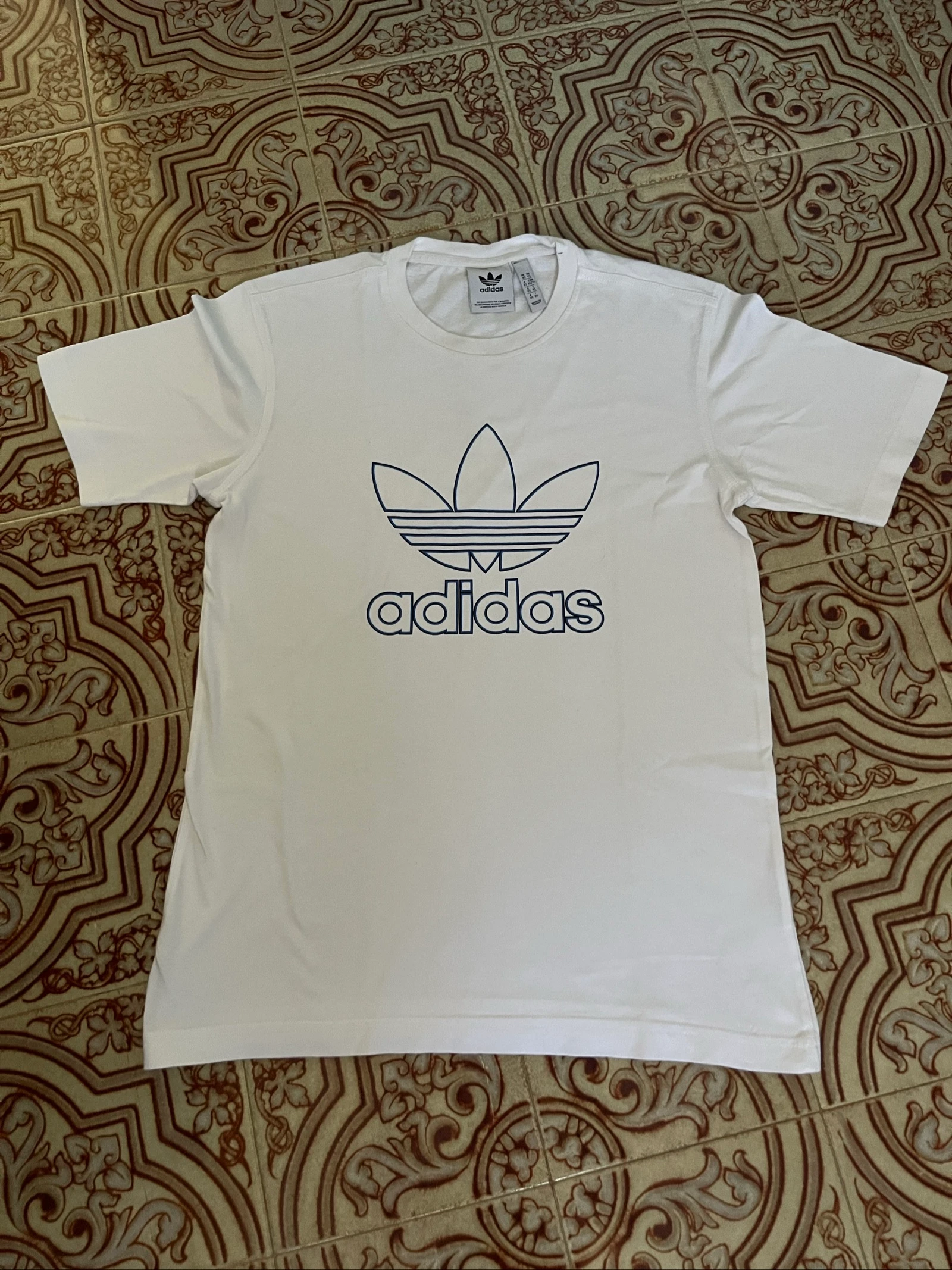 Adidas camiseta blanca logo azul talla XS NUEVA